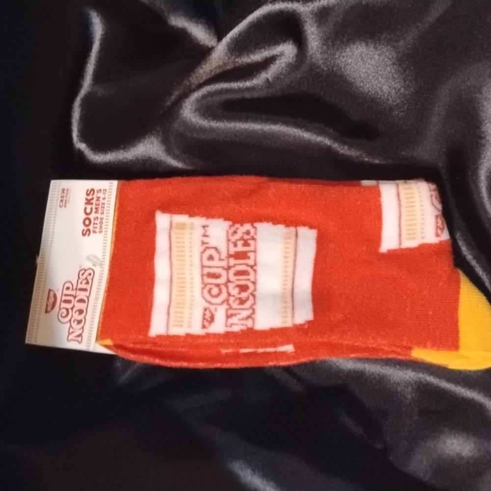 Nissin Cup Noodles Crew Socks Novelty Gift Casual Socks NWT